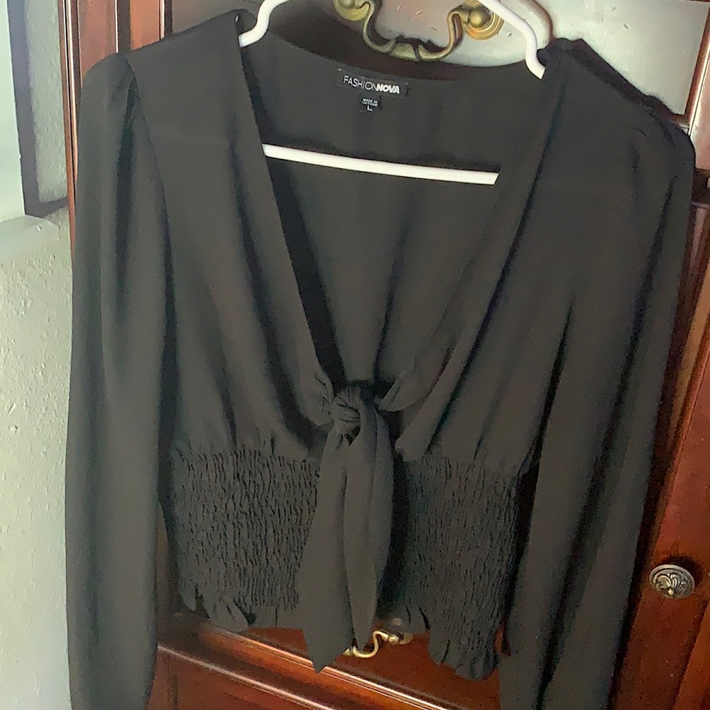 Black Fashion Nova top